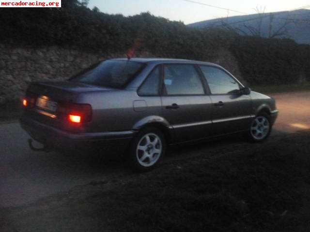 Se vende o se cambia  passat tdi 90cv limusine