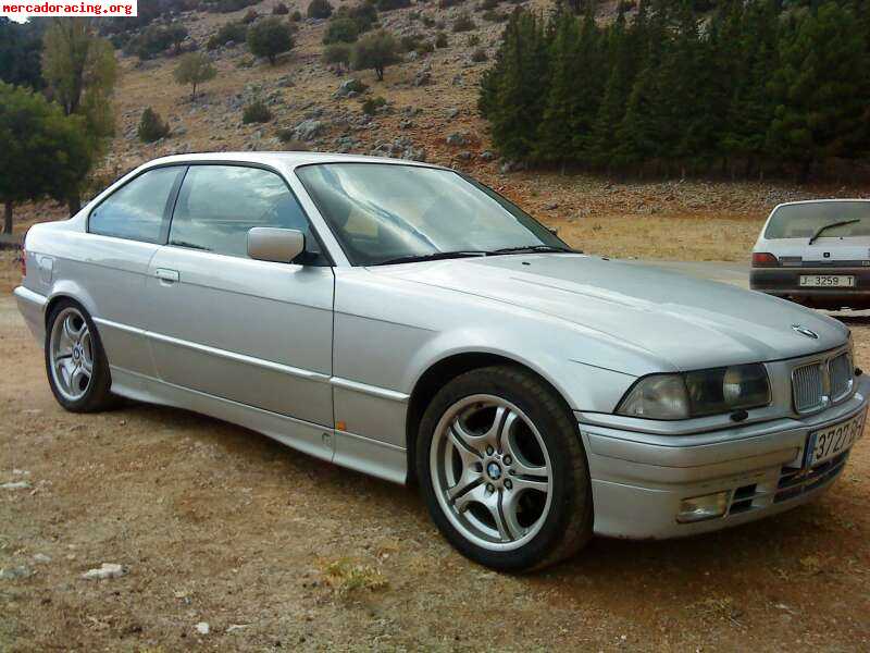 Bmw 318 is coupe
