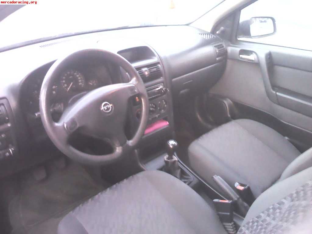 Vendo opel astra 1.6 club