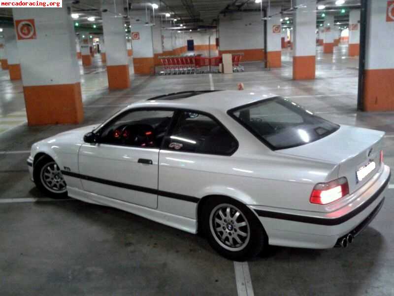 **vendo bmw 328i e36**