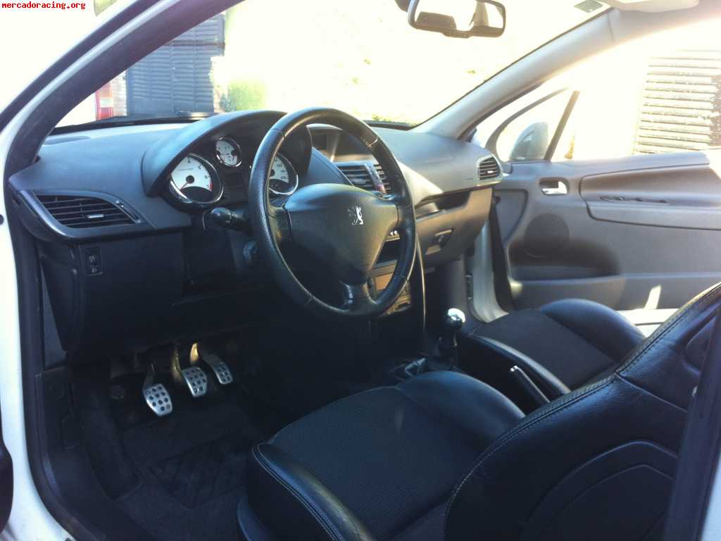 Peugeot 207 thp