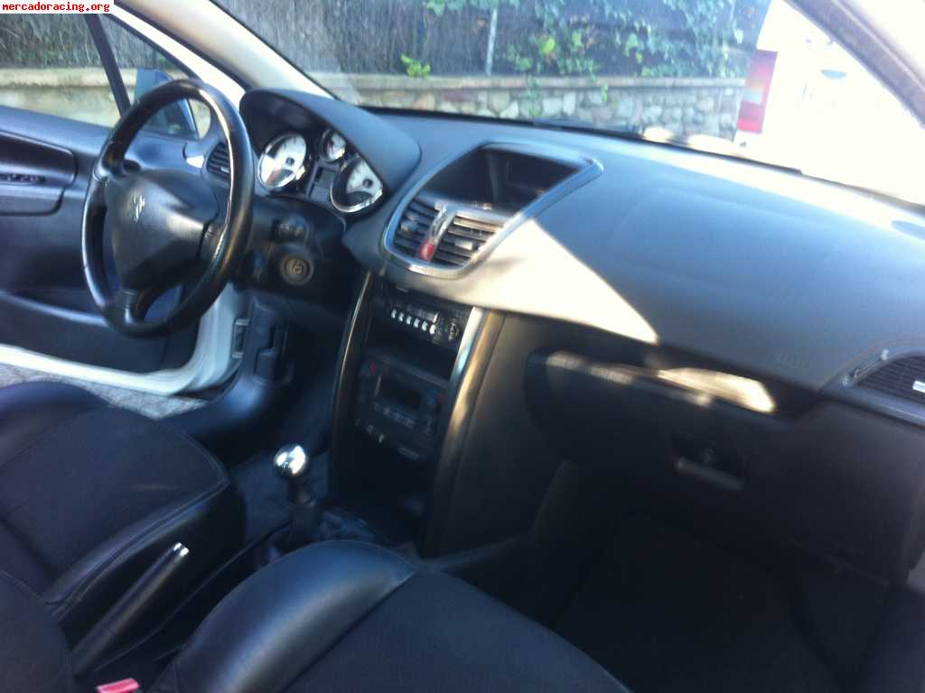 Peugeot 207 thp