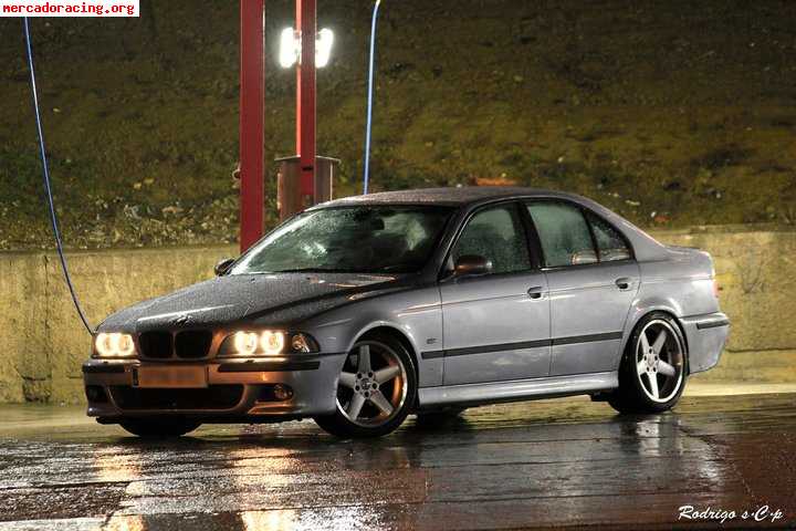 Se vende o cambia m5 e39