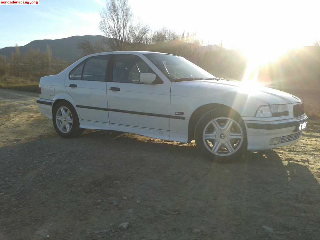 Se vende bmw 328i e36