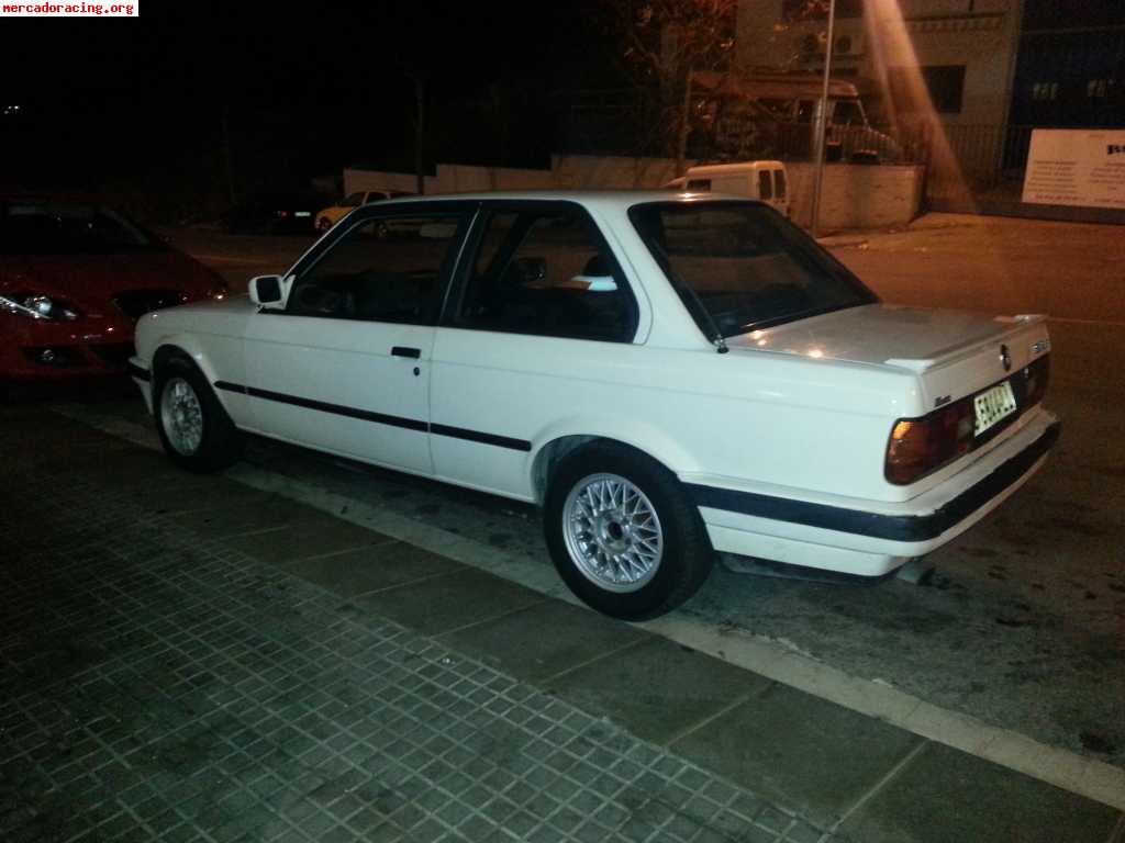 Bmw 318is coupe e-30 (1700€)