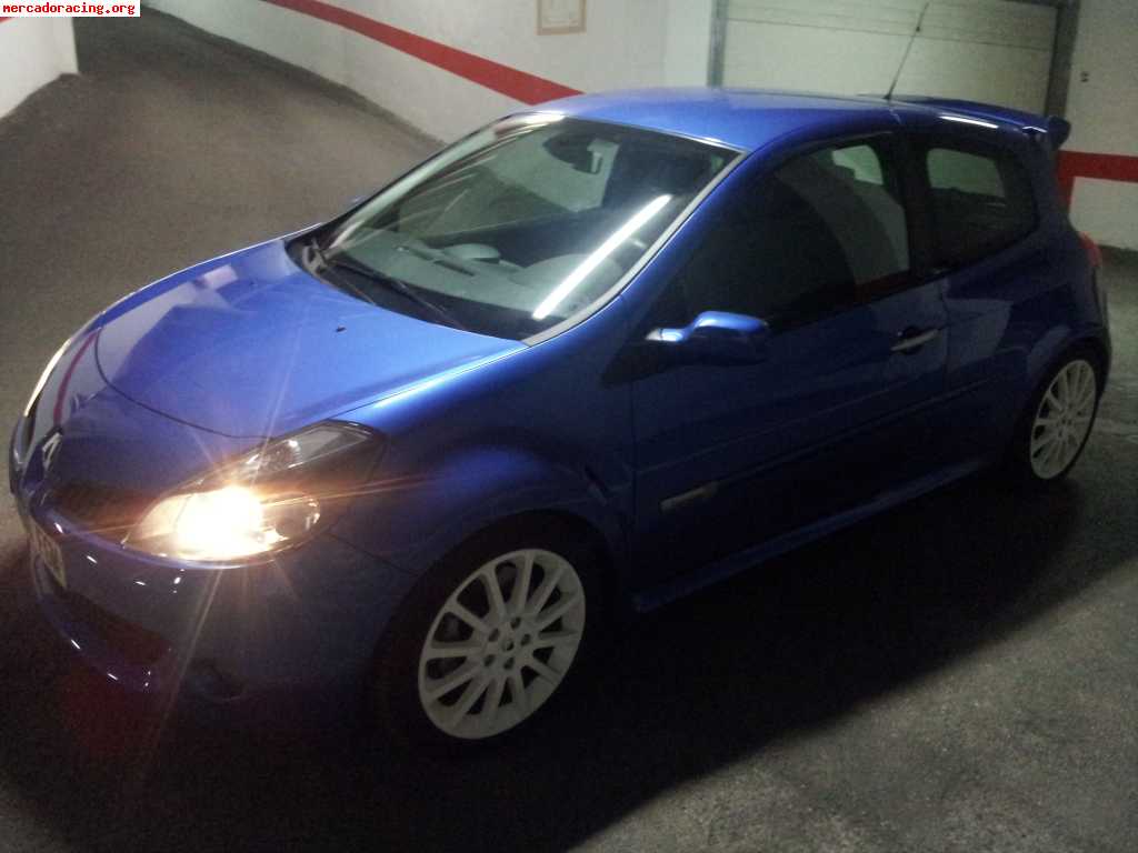 Reestreno de clio sport 200cv,22000km,imprescindible ver.