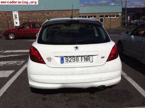 Se vendé peugeot blanco 
