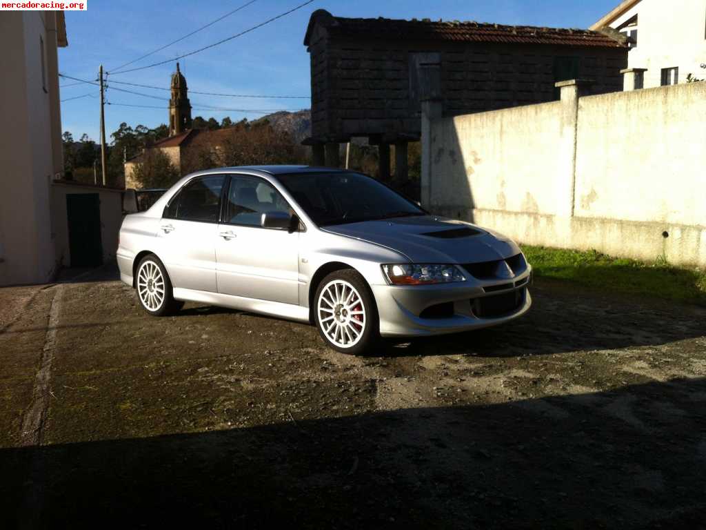 Mitsubishi lancer evo 8