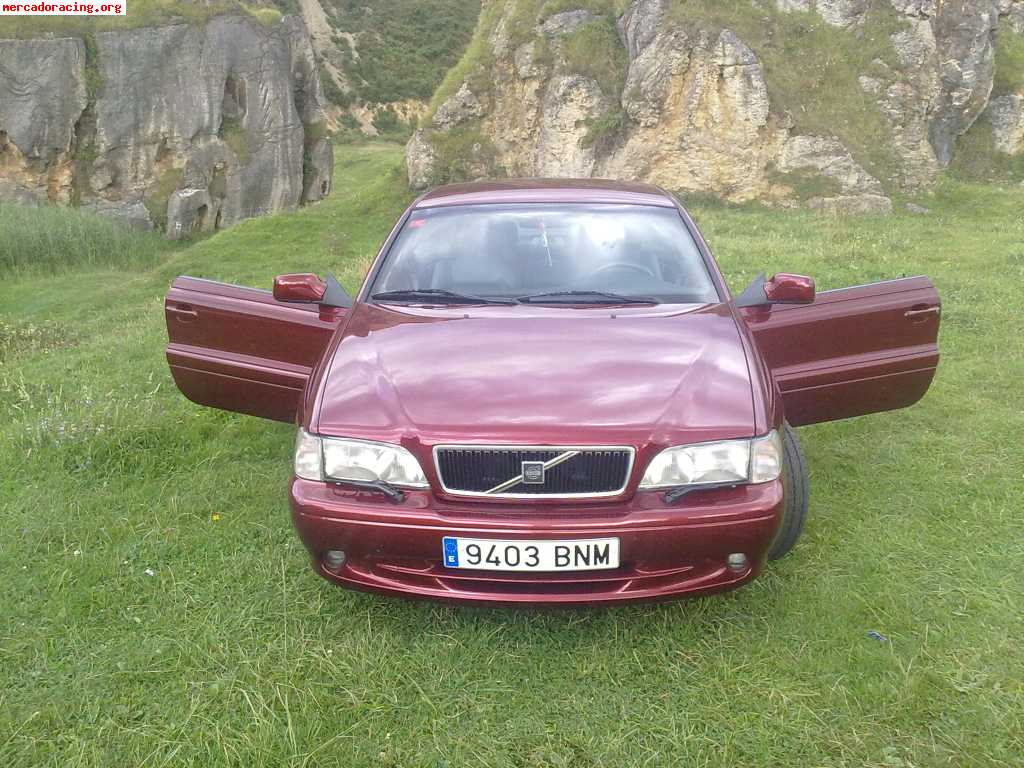 Se vende o se cambia volvo c70