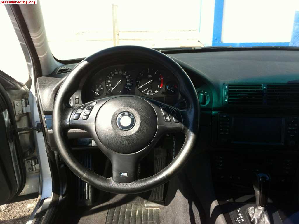 Se vende o se cambia bmw 530d pack m