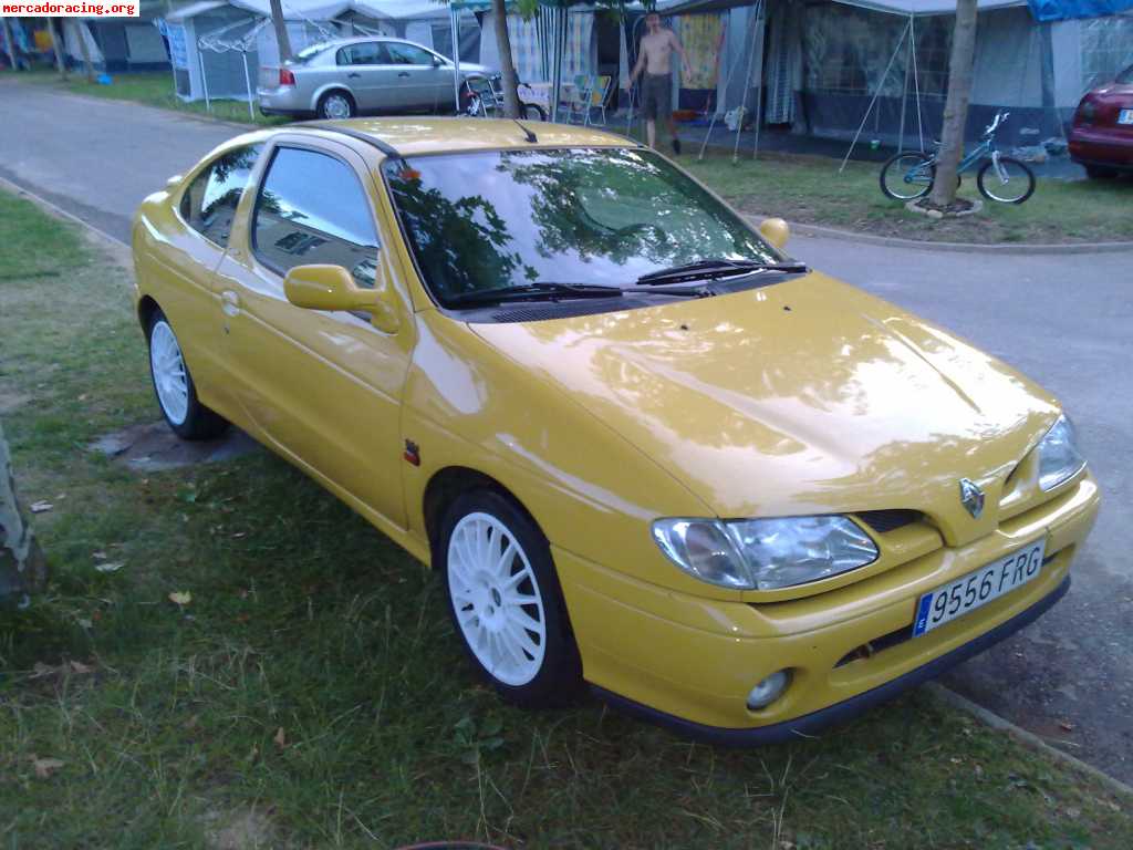 Renault megane coupe 1.6e 1800€