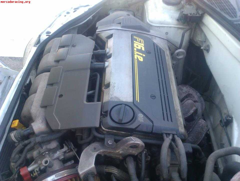 Se vende clio 1.8 16v