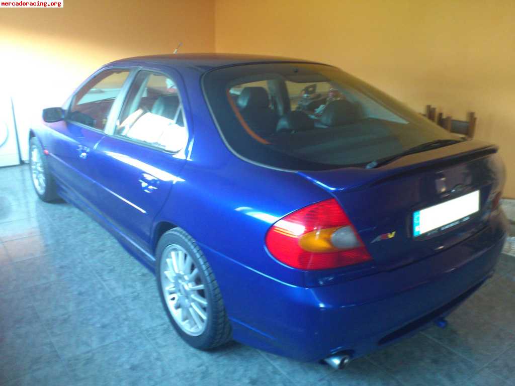 Ford mondeo st200
