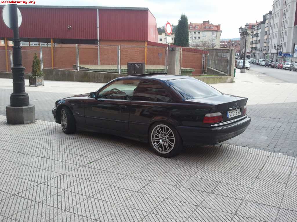 Se vende bmw e36 320i 6cilindros 150cv