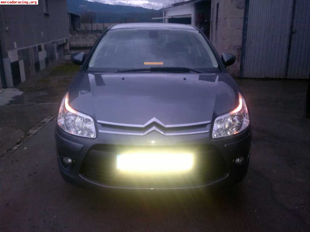 Se vende citroen c 4, muy muy nuevo 