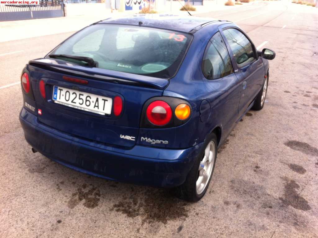 Renault megane 2.0 16v 700 euros