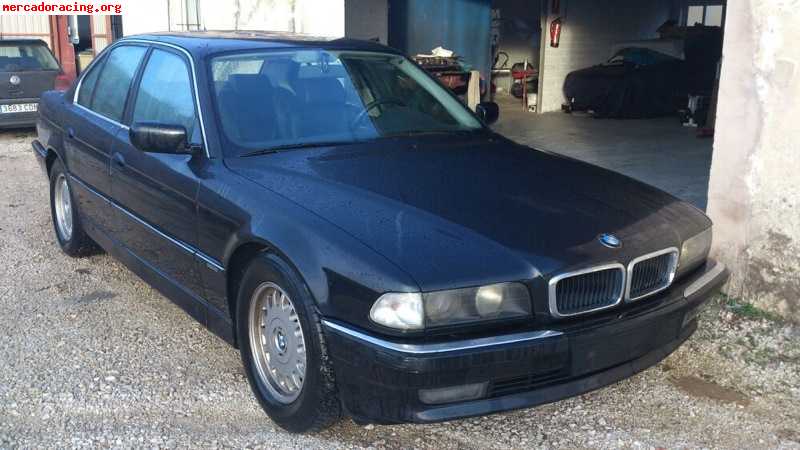 Vendo despiece bmw 740i