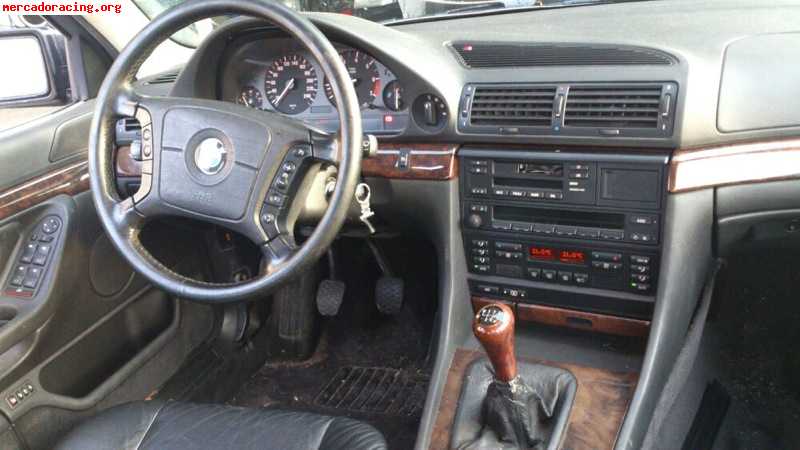 Vendo despiece bmw 740i