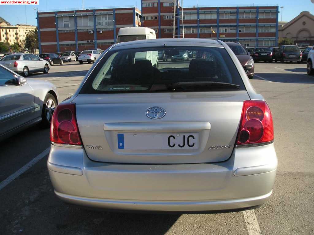 Toyota avensis 1.8 vvti 129cv, 53000km (2003) -plata met.