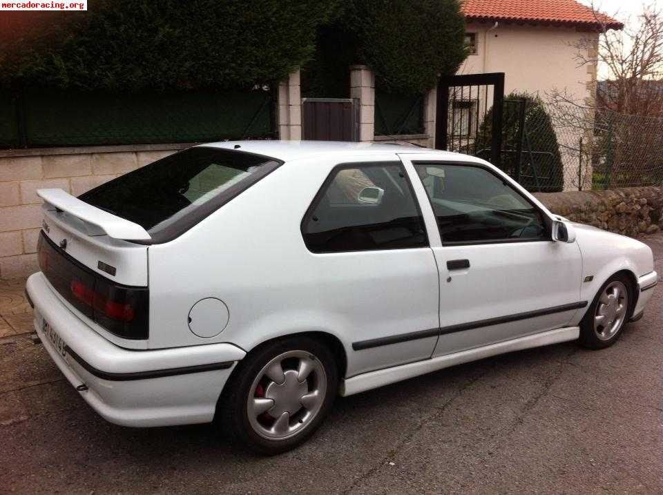 Vendo renault 19  16 v rsi  2100 € negociables