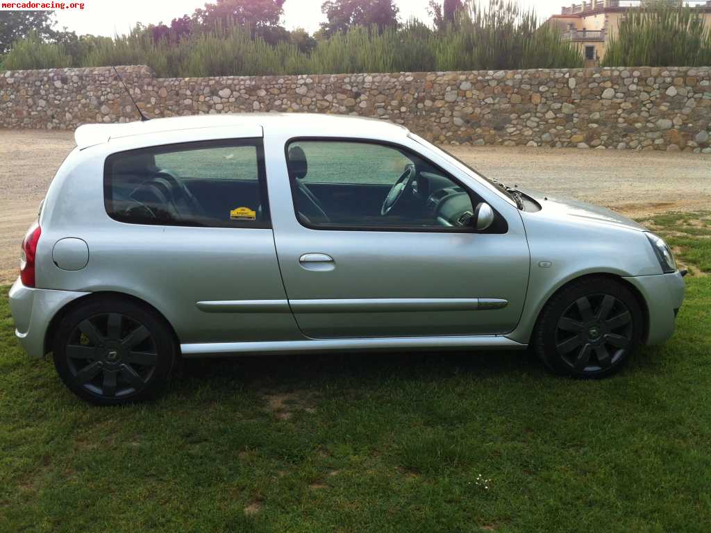 Renault clio sport
