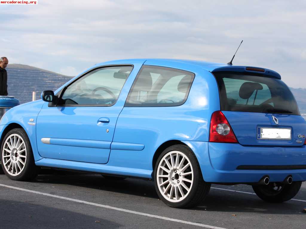 Se vende clio sport 182(azul pitufo)