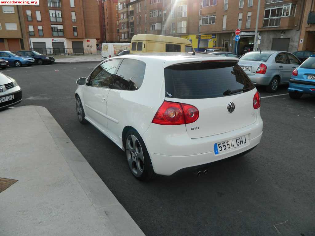 Golf gti v (14900€)