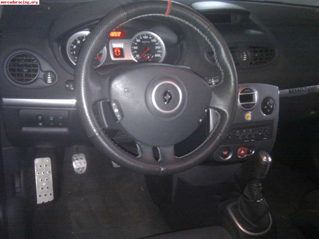 Renault clio sport f1 team r27 30000kms