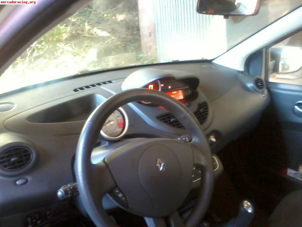Se vende twingo r.s.
