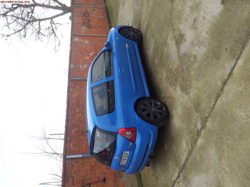 Clio sport 182cv azul pitufo.