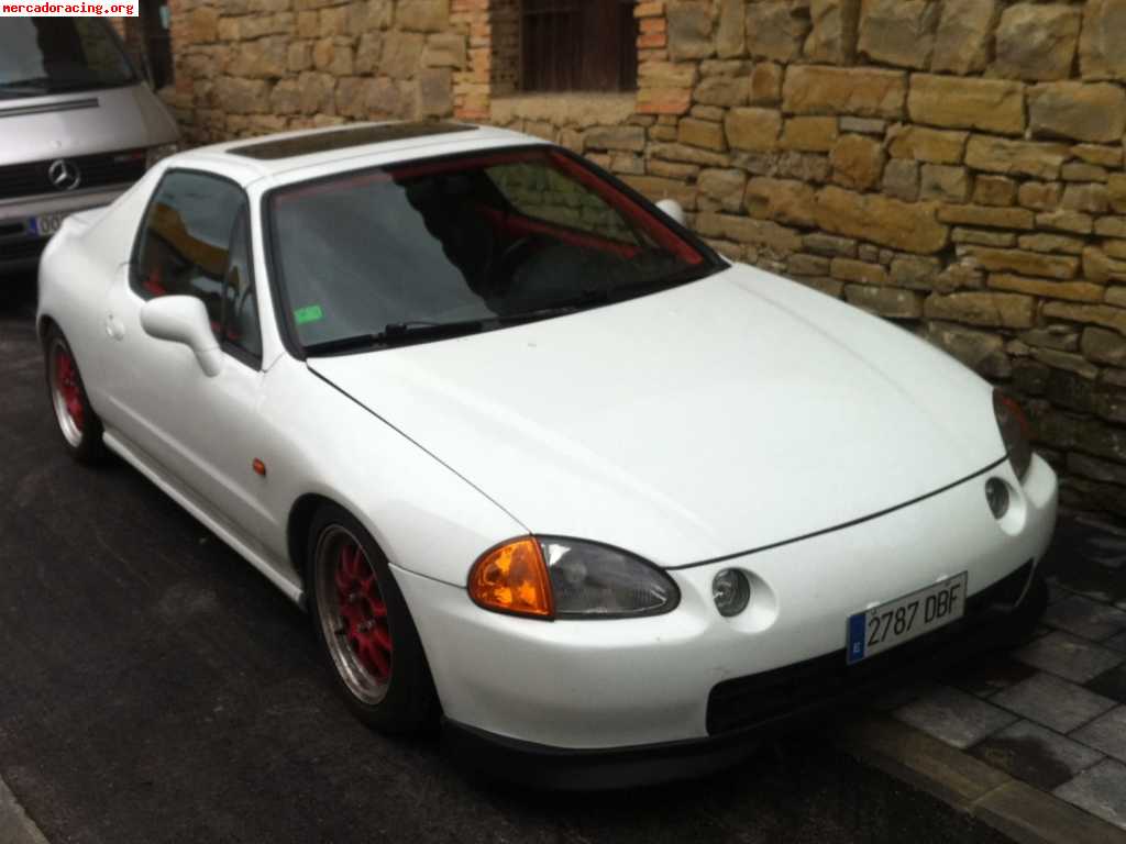 Se vende honda crx del sol con muxos extras 