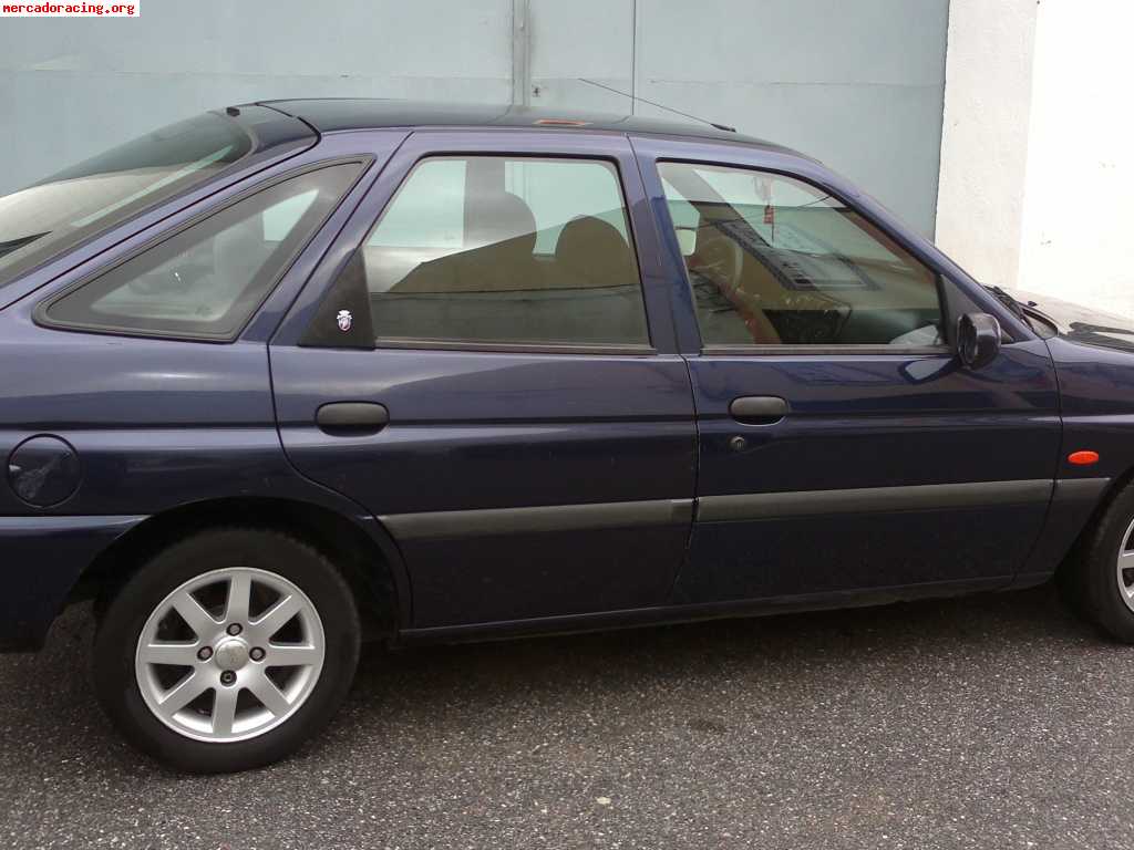 Ford escort 1.8 td ghia
