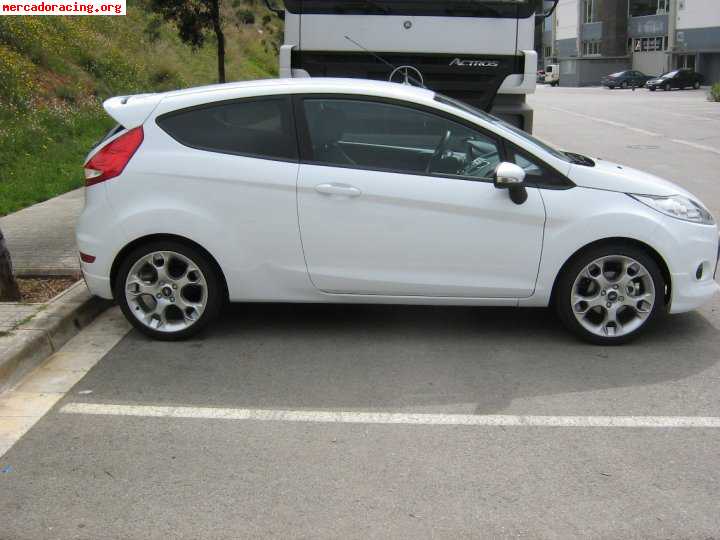 Vendo/cambio ford fiesta sport 1.6