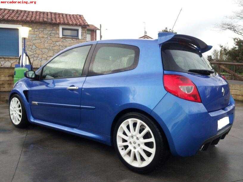 Clio sport con 22.000 km.11.200e transferido.