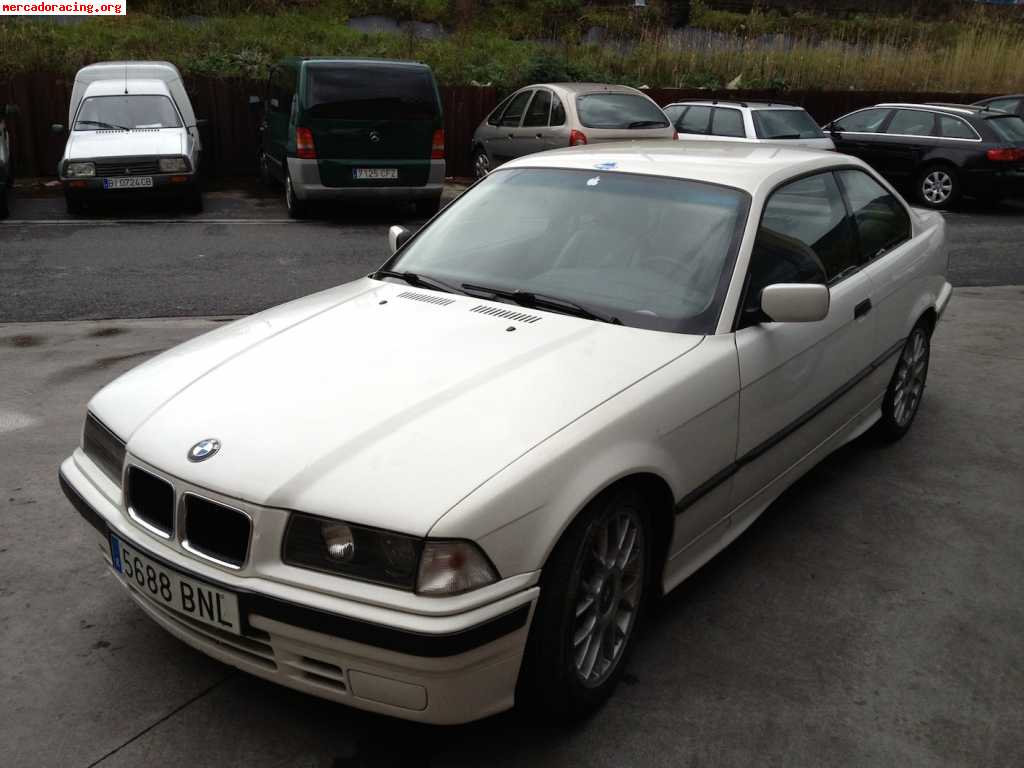 Se vende 320i e36