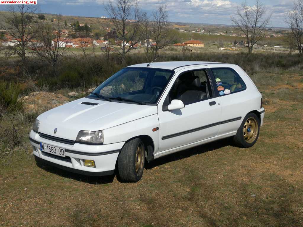 Clio 1.8 16v del 92