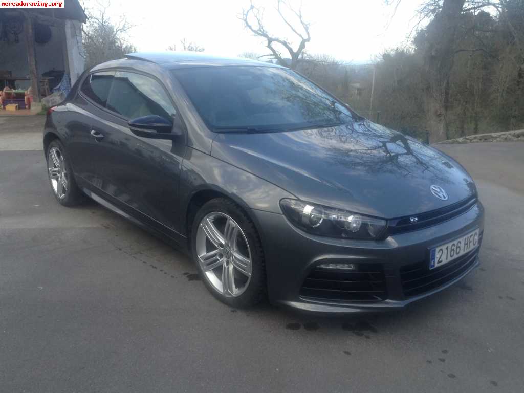 Scirocco r. dsg. 265cv  2011 26500€