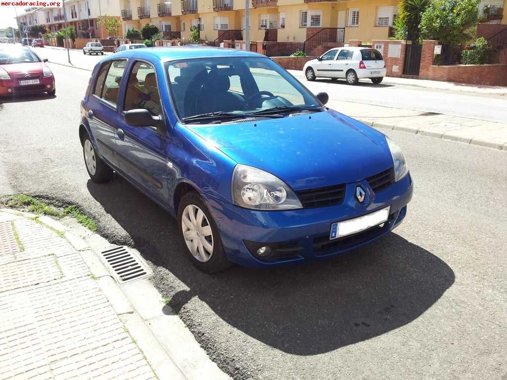 Vendo renault clio 1.5 dci 2009 muchos extras 5 puertas 