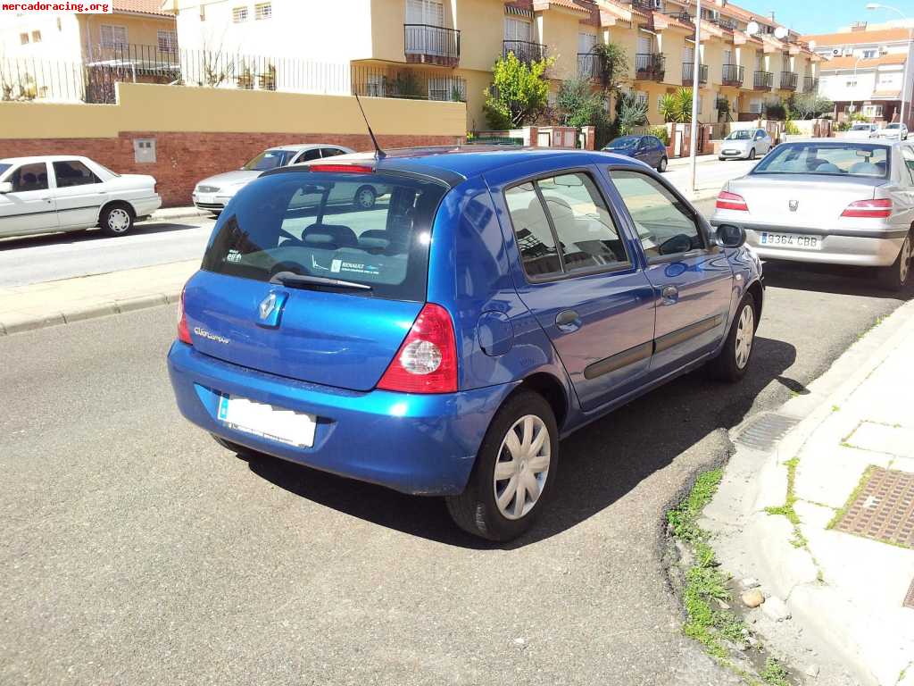 Vendo renault clio 1.5 dci 2009 muchos extras 5 puertas 