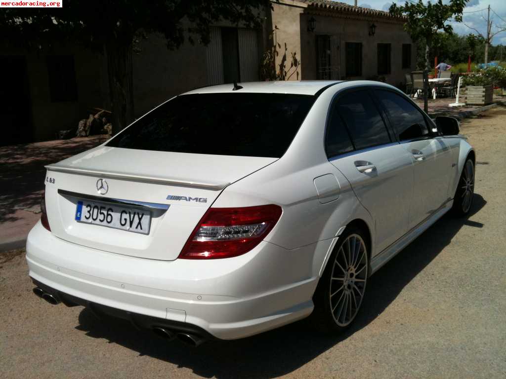 Mercedes c63 amg