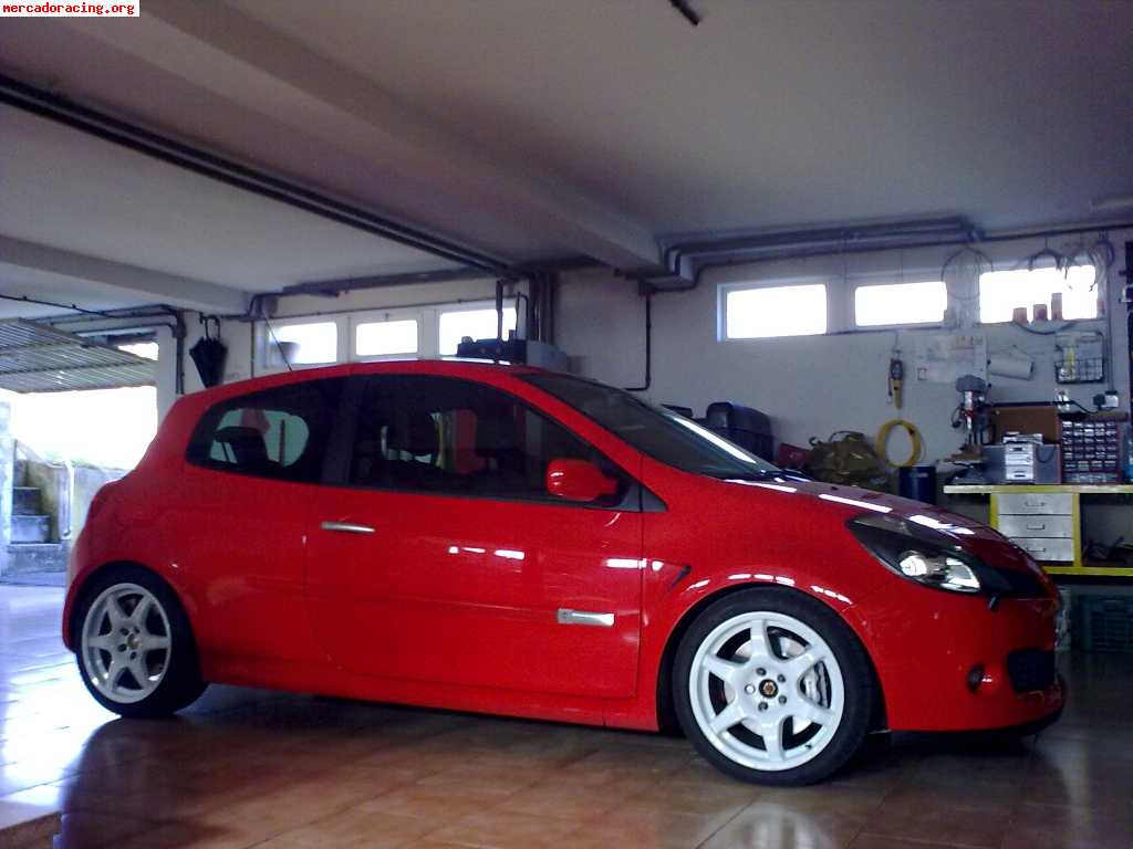 Vendo clio sport 197 o entrego como parte de pago.