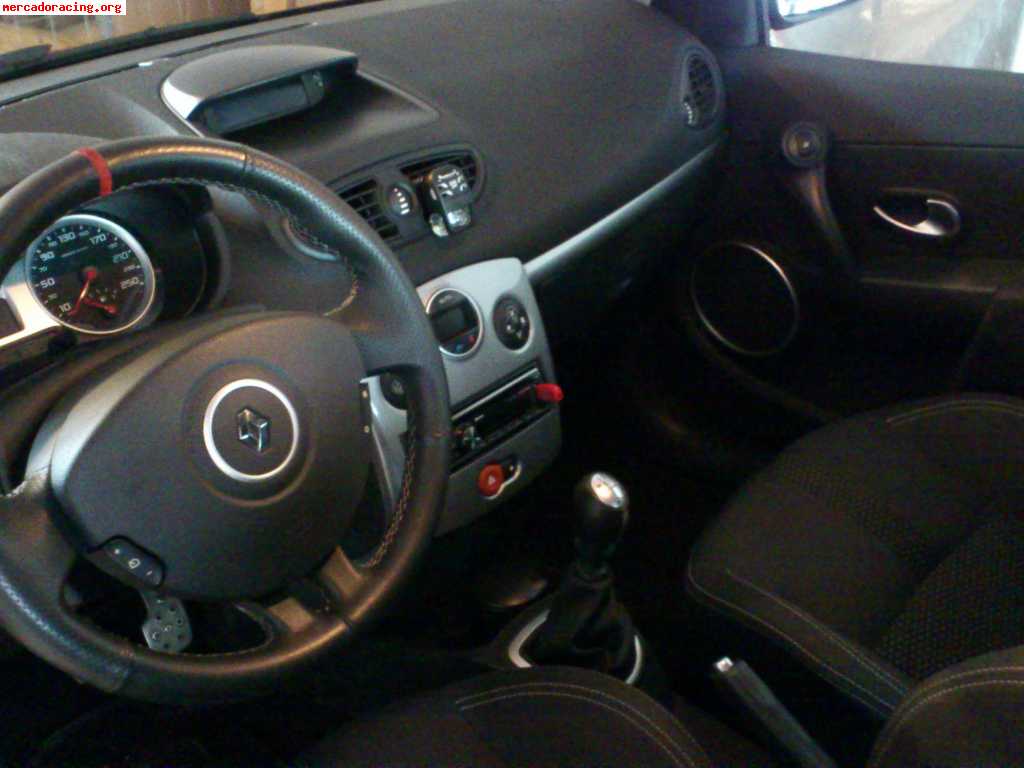 Vendo clio sport 197 o entrego como parte de pago.