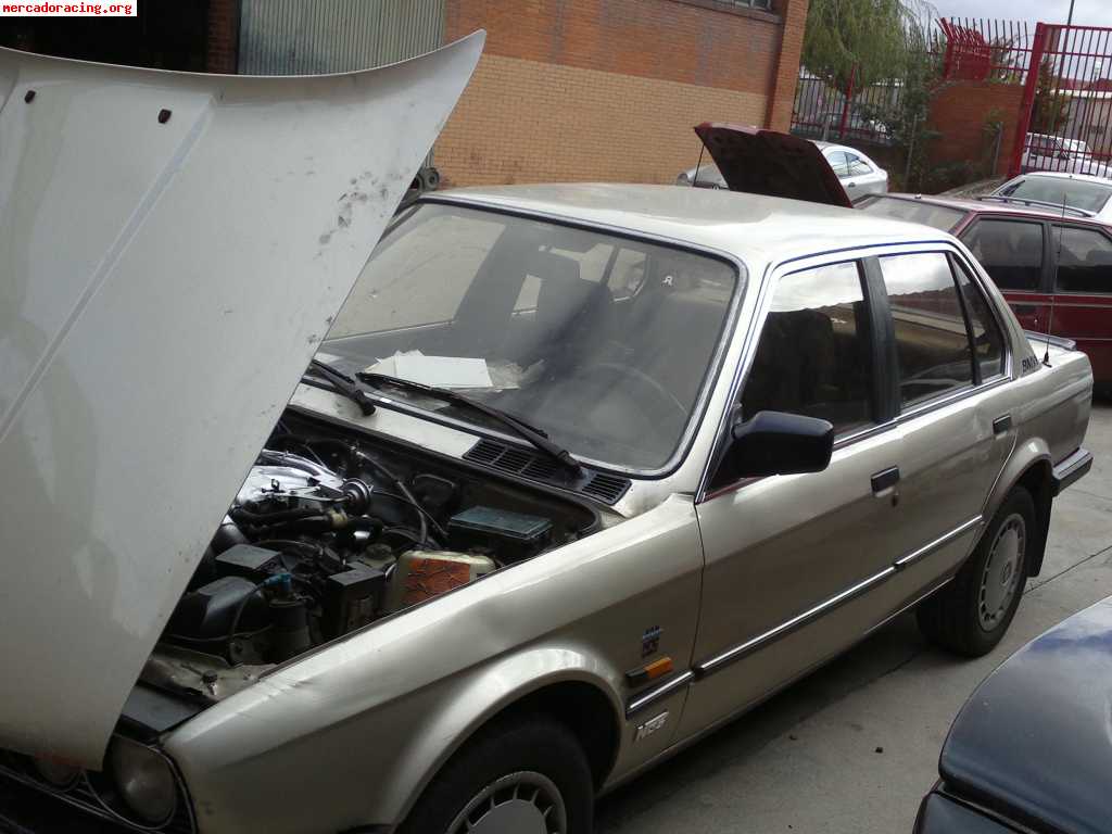 Se vende carroceria con documentación de bmw e30 320i pre