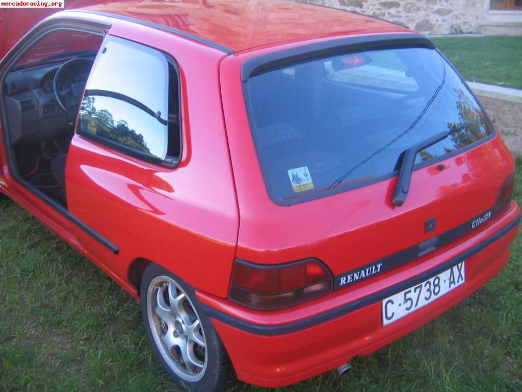 Clio 16v año 91.  3500eu  