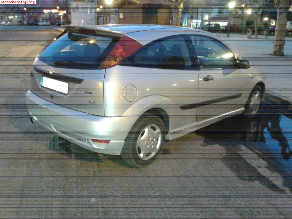 Focus tddi 90cv 2300€