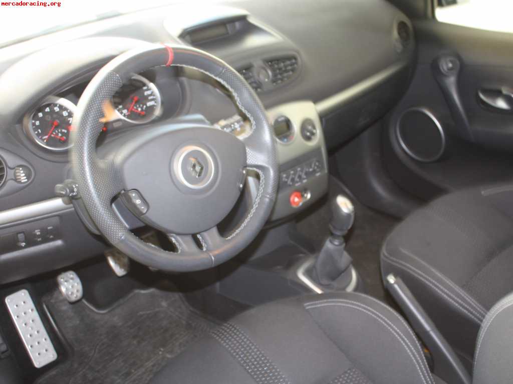 Renault clio f1 