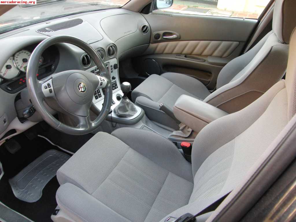 Cambio alfa 166 v6 2004 gasolina por coche de circuito y rem
