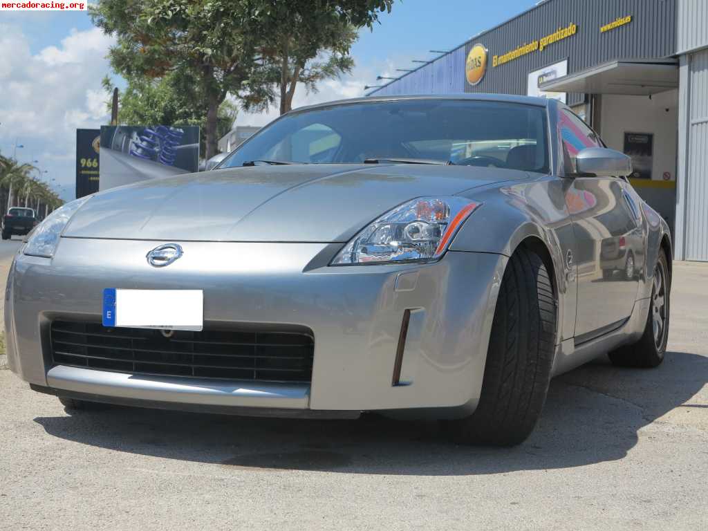 Nissan 350z 3.5 v6 pack 13900 €