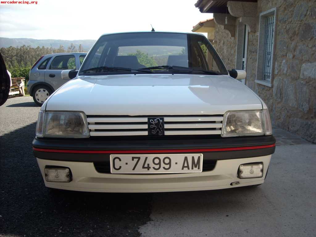 Peugot 205 1.9 gti