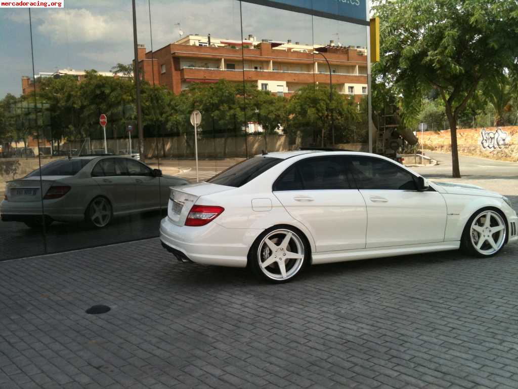 Mercedes c63 amg